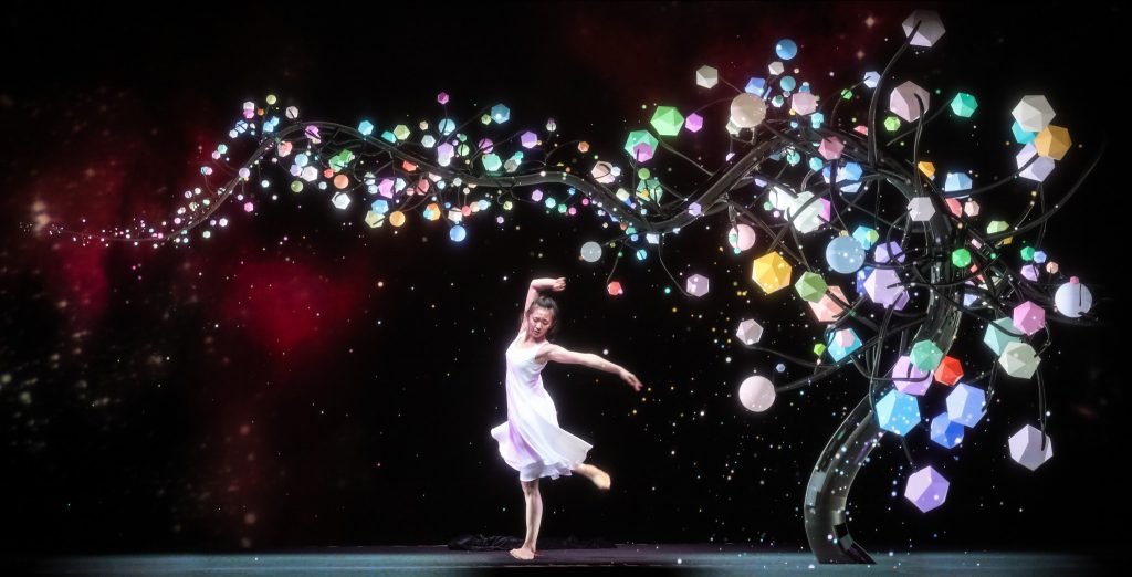 girl dance with cubes tree